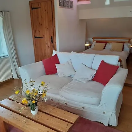 The Barn, Poplar Farm * York