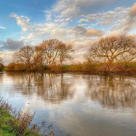 度假居 The Barn, Poplar Farm
